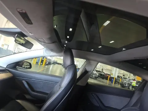More photos of 2018 Tesla Model 3 Performance at Gulliver Auto Group, TX