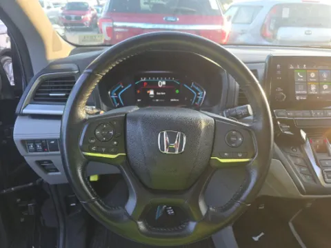 More photos of 2021 Honda Odyssey EX-L at Gulliver Auto Group, TX
