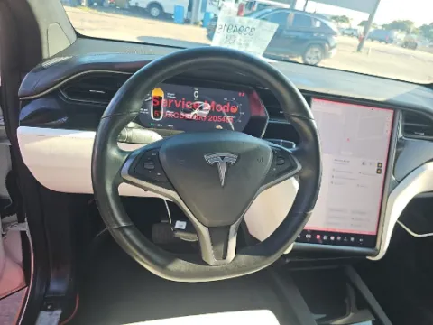 More photos of 2019 Tesla Model X Long Range at Gulliver Auto Group, TX