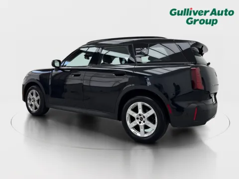 More photos of 2025 MINI Cooper S Countryman Signature Plus at Gulliver Auto Group, TX