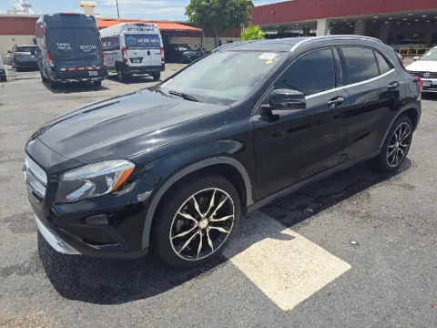 Black 2017 Mercedes-Benz GLA 250 for sale in Plano, TX
