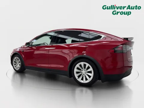 More photos of 2018 Tesla Model X 100D at Gulliver Auto Group, TX