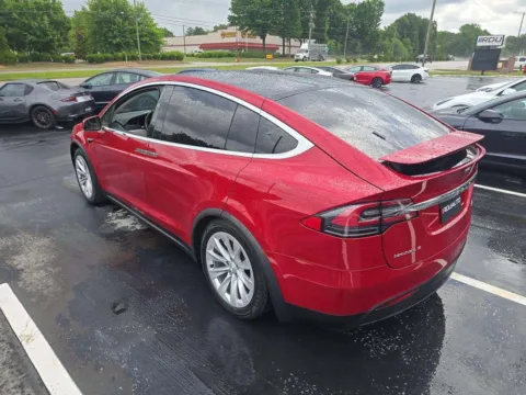 More photos of 2018 Tesla Model X 100D at Gulliver Auto Group, TX