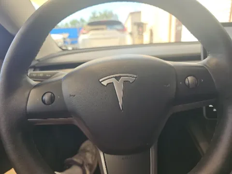 More photos of 2023 Tesla Model 3 Long Range at Gulliver Auto Group, TX