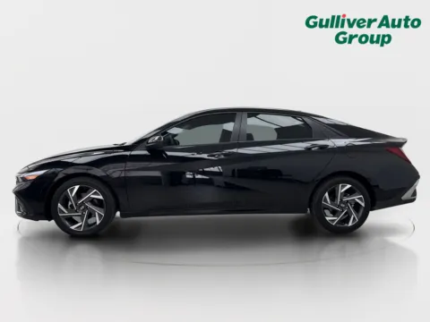 More photos of 2025 Hyundai Elantra SEL Sport at Gulliver Auto Group, TX