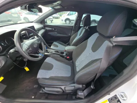 More photos of 2019 Hyundai Veloster 2.0 at Gulliver Auto Group, TX