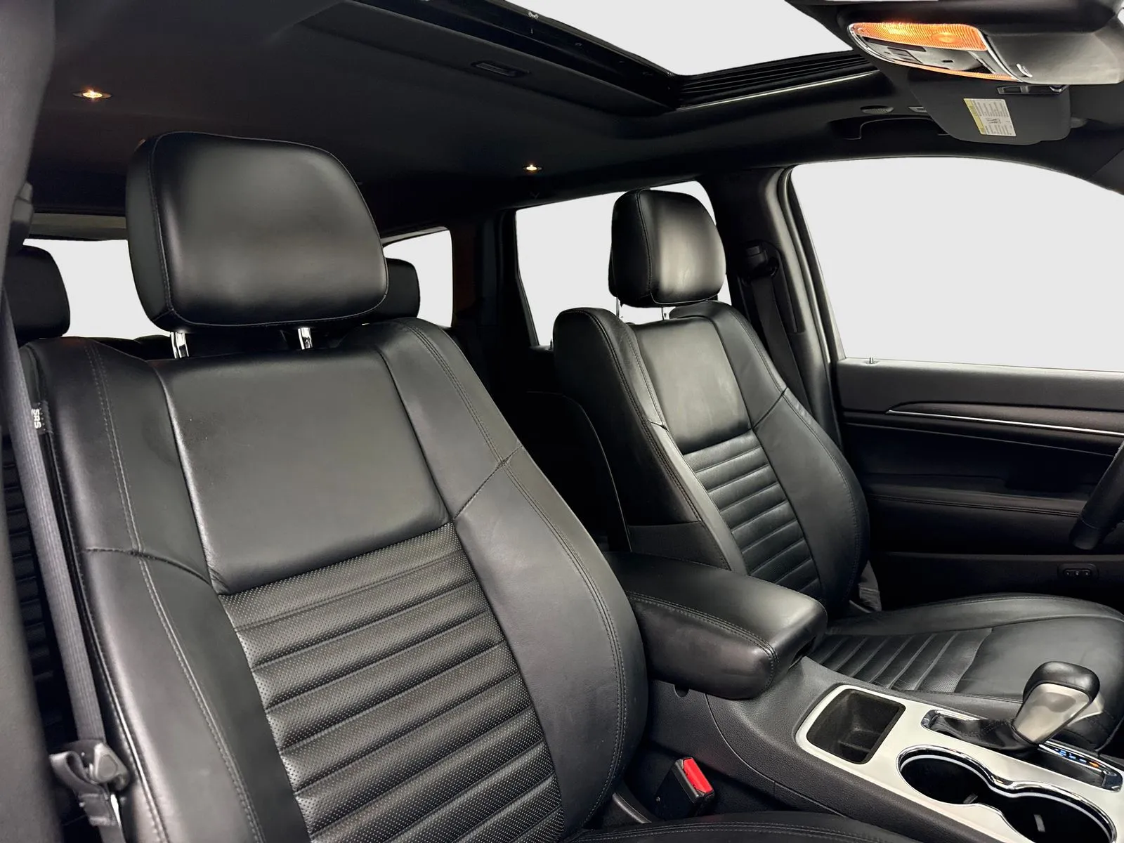 2018 Jeep Grand Cherokee Limited Sterling Edition - Photo 40