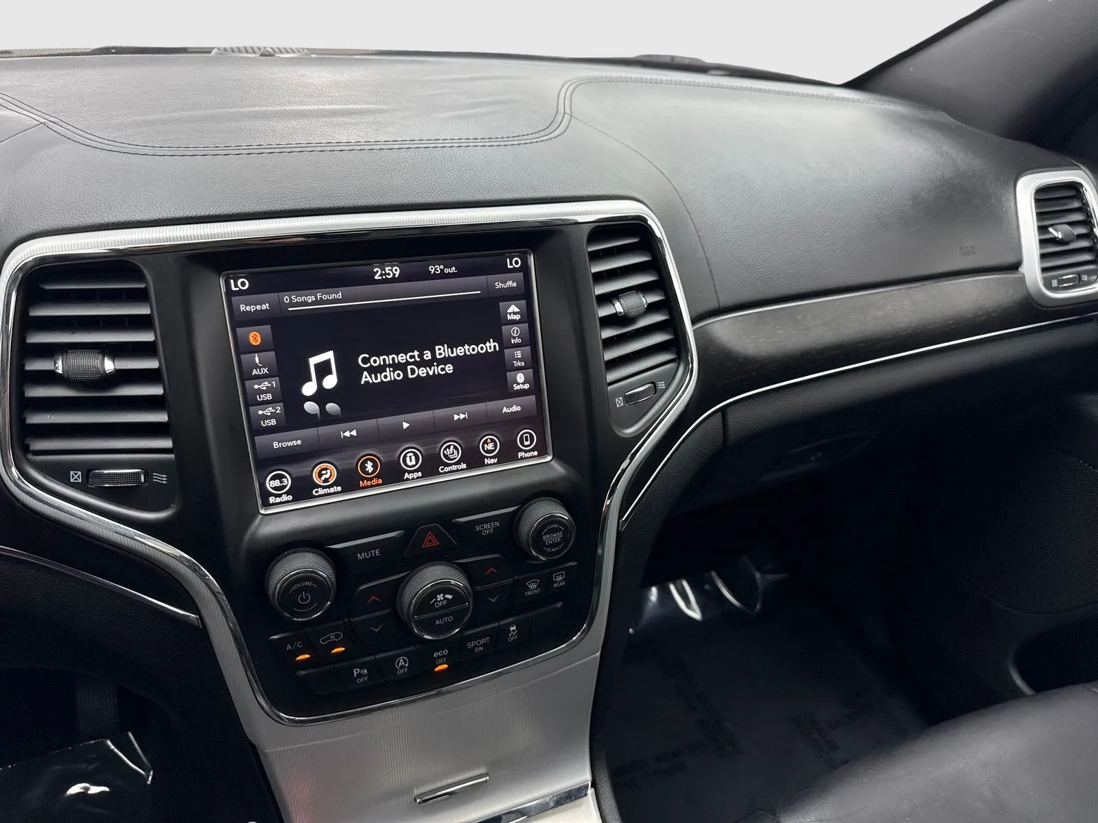 2018 Jeep Grand Cherokee Limited Sterling Edition - Photo 24