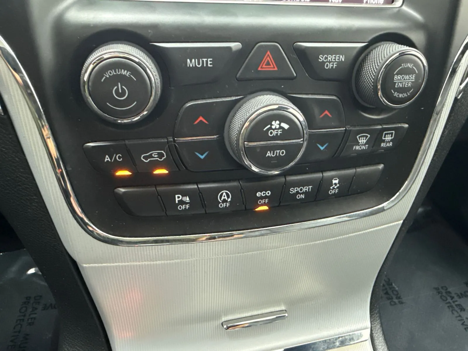 2018 Jeep Grand Cherokee Limited Sterling Edition - Photo 29