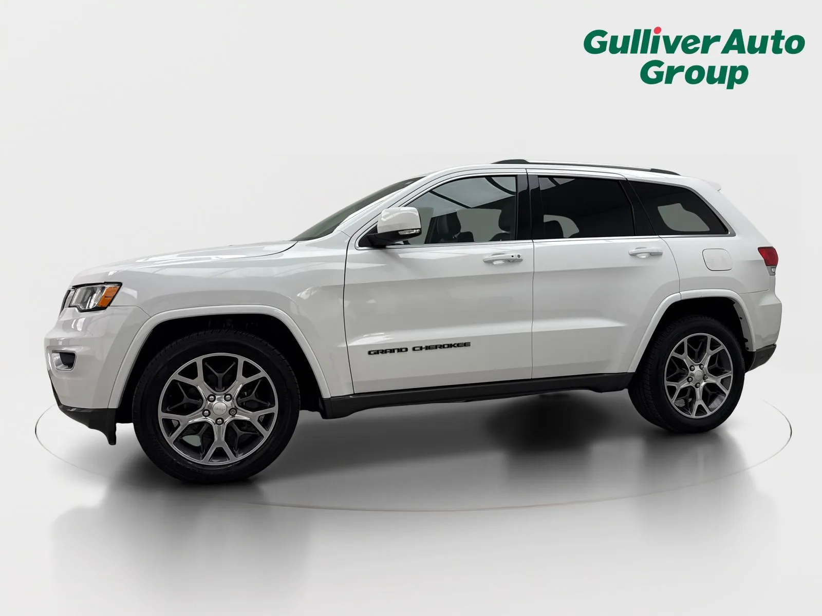 2018 Jeep Grand Cherokee Limited Sterling Edition - Photo 2