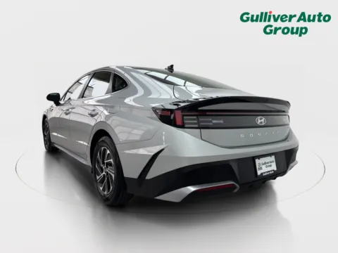 More photos of 2026 Hyundai Sonata Hybrid Blue at Gulliver Auto Group, TX