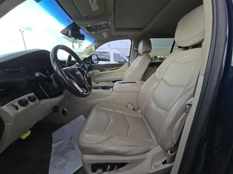 More photos of 2019 Cadillac Escalade Luxury at Gulliver Auto Group, TX