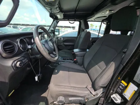 More photos of 2021 Jeep Wrangler Unlimited Sport at Gulliver Auto Group, TX