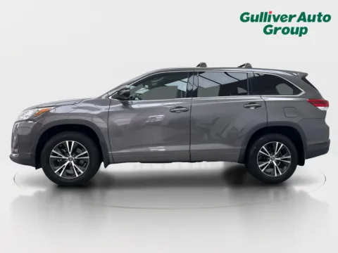 Another view of 2017 Toyota Highlander LE Plus for sale in Plano, TX at Gulliver Auto Group