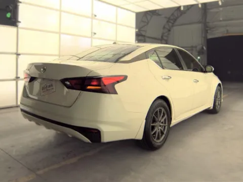 Another view of 2020 Nissan Altima 2.5 S for sale in Plano, TX at Gulliver Auto Group