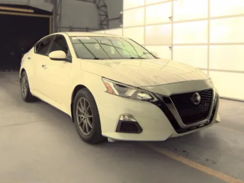 More photos of 2020 Nissan Altima 2.5 S at Gulliver Auto Group, TX