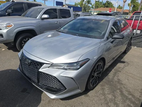 Silver 2019 Toyota Avalon Touring for sale in Plano, TX