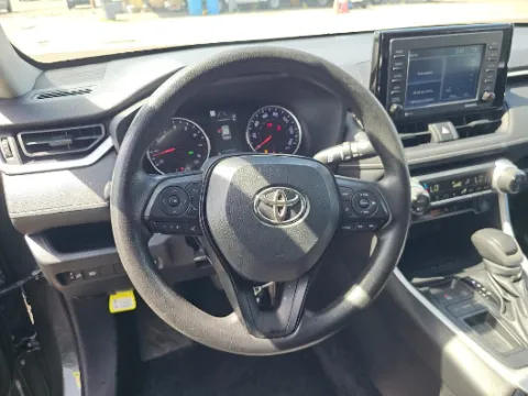 More photos of 2022 Toyota RAV4 XLE at Gulliver Auto Group, TX