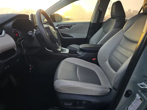 More photos of 2020 Toyota RAV4 XLE Premium at Gulliver Auto Group, TX
