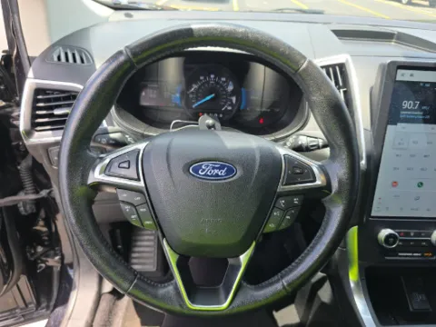 More photos of 2022 Ford Edge Titanium at Gulliver Auto Group, TX