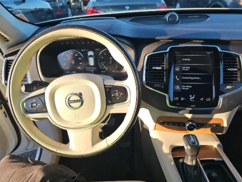 More photos of 2018 Volvo XC90 T6 Inscription at Gulliver Auto Group, TX
