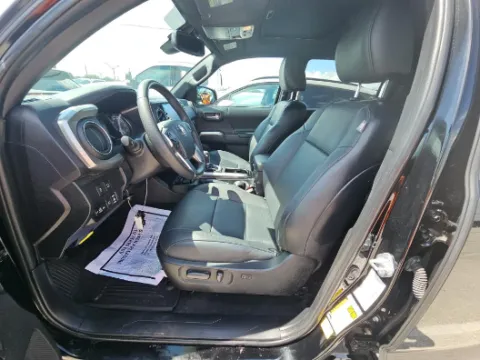 More photos of 2023 Toyota Tacoma Limited at Gulliver Auto Group, TX