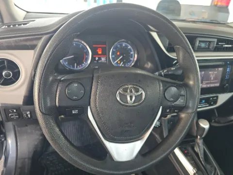 More photos of 2019 Toyota Corolla LE at Gulliver Auto Group, TX