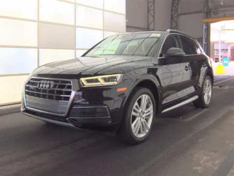 Photos of 2020 Audi Q5 45 Premium Plus for sale in Plano, TX at Gulliver Auto Group