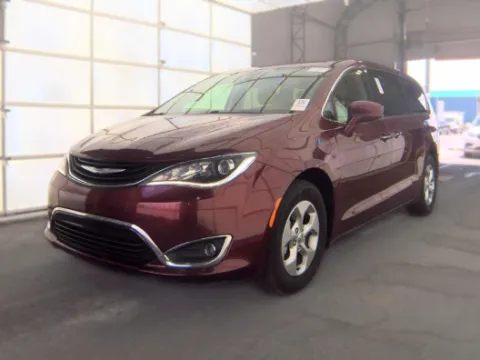 Photos of 2018 Chrysler Pacifica Hybrid Touring Plus for sale in Plano, TX at Gulliver Auto Group