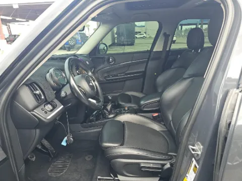 More photos of 2017 MINI Cooper S Countryman at Gulliver Auto Group, TX
