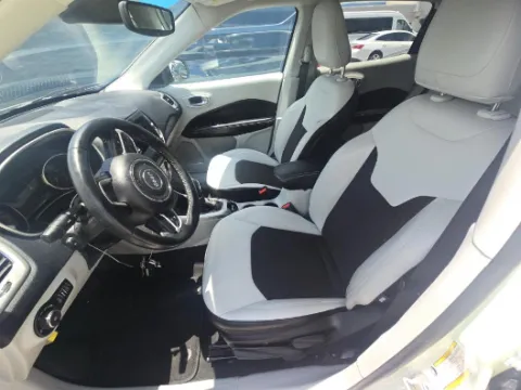More photos of 2020 Jeep Compass Latitude at Gulliver Auto Group, TX