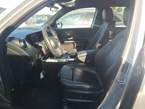More photos of 2020 Mercedes-Benz GLB 250 at Gulliver Auto Group, TX