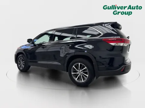 More photos of 2018 Toyota Highlander XLE at Gulliver Auto Group, TX