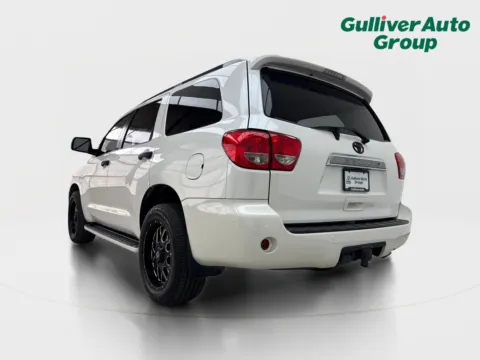 More photos of 2017 Toyota Sequoia Platinum at Gulliver Auto Group, TX