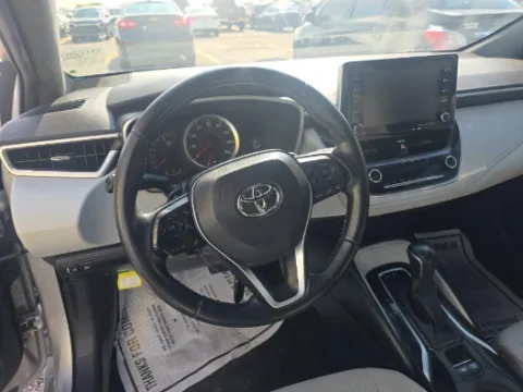More photos of 2019 Toyota Corolla Hatchback SE at Gulliver Auto Group, TX