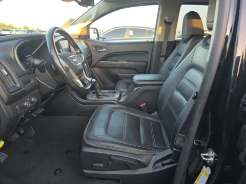 More photos of 2019 GMC Canyon Denali at Gulliver Auto Group, TX
