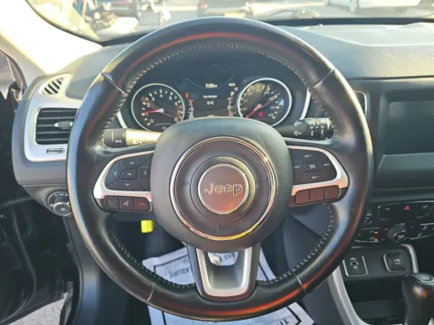 More photos of 2020 Jeep Compass Latitude at Gulliver Auto Group, TX