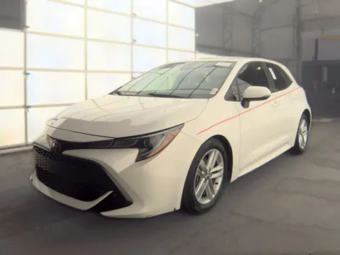 Photos of 2022 Toyota Corolla Hatchback SE for sale in Plano, TX at Gulliver Auto Group