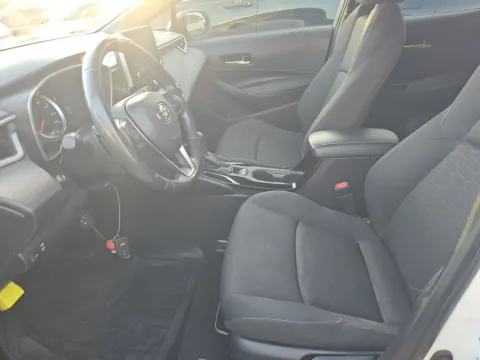 More photos of 2022 Toyota Corolla Hatchback SE at Gulliver Auto Group, TX