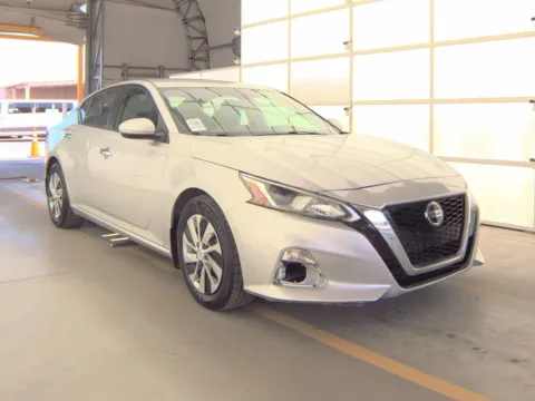 Another view of 2020 Nissan Altima 2.5 S for sale in Plano, TX at Gulliver Auto Group