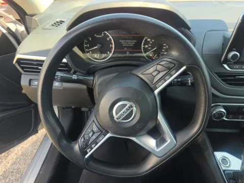 More photos of 2020 Nissan Altima 2.5 S at Gulliver Auto Group, TX