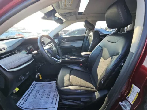 More photos of 2022 Jeep Compass Latitude at Gulliver Auto Group, TX