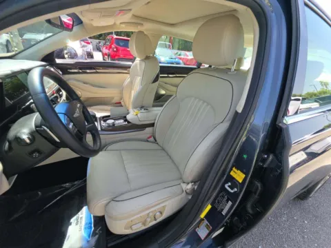 More photos of 2017 Genesis G90 3.3T Premium at Gulliver Auto Group, TX