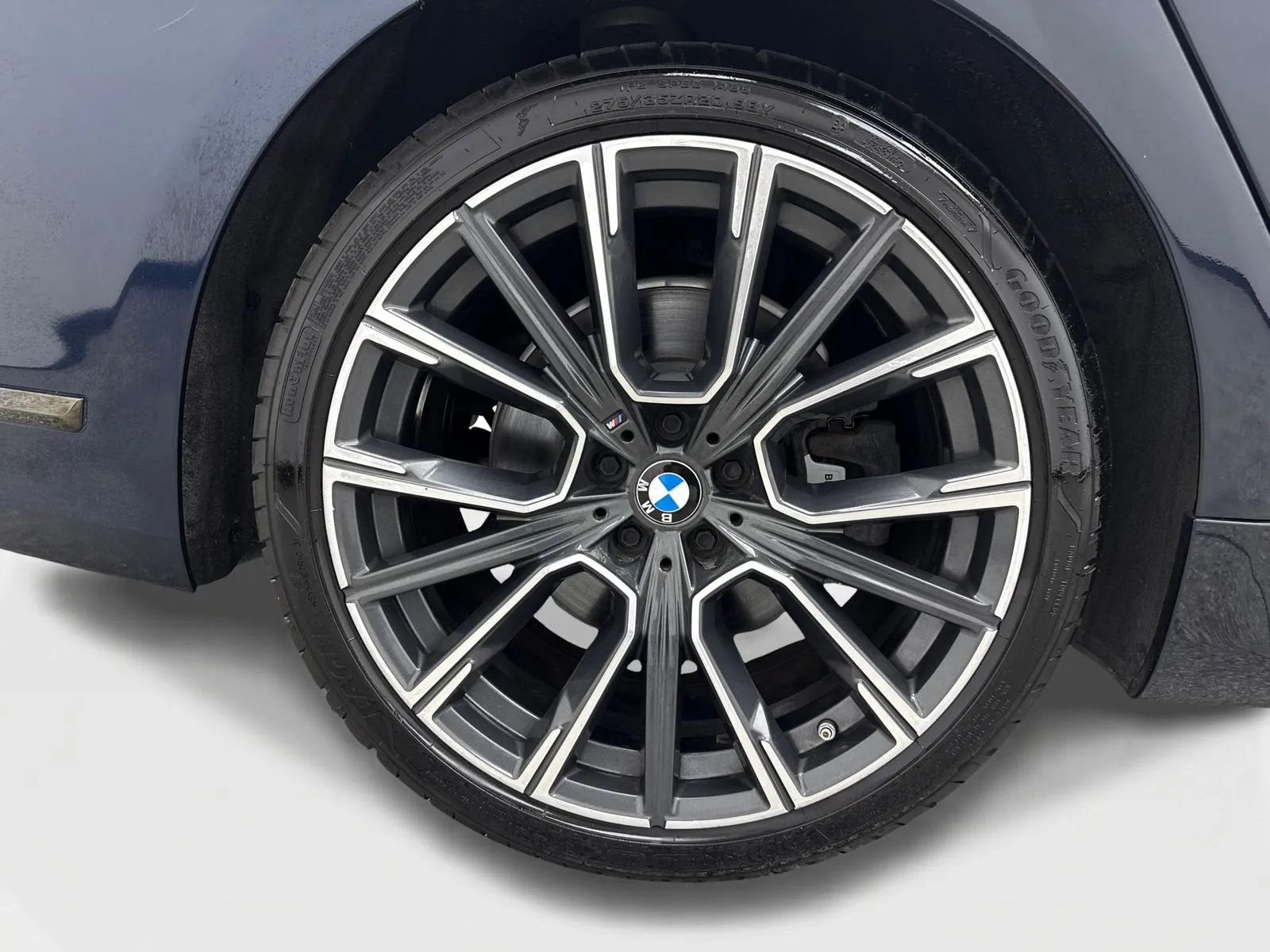 2020 BMW 7 Series 740i - Photo 48