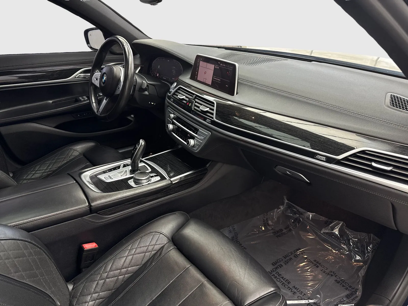 2020 BMW 7 Series 740i - Photo 42