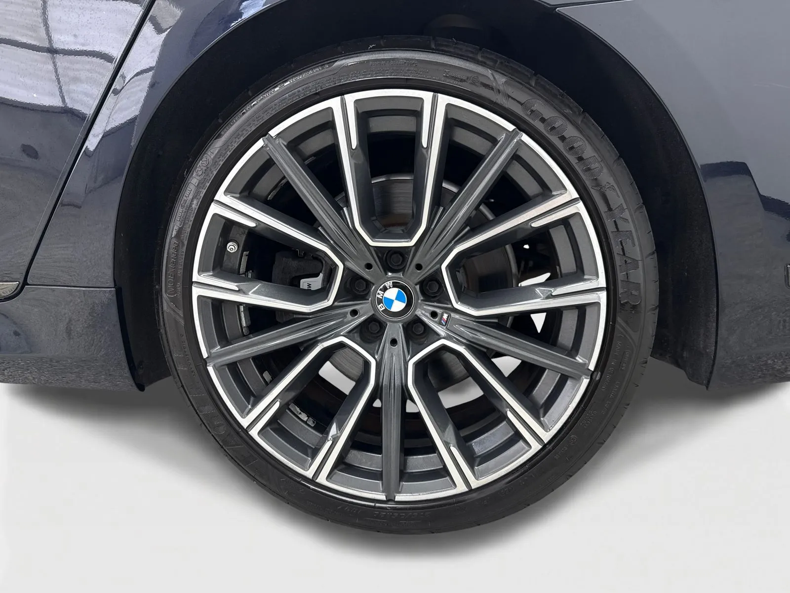2020 BMW 7 Series 740i - Photo 51