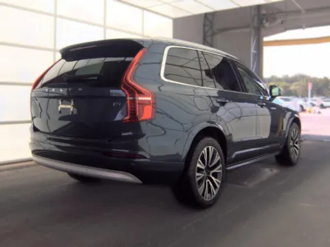 Another view of 2022 Volvo XC90 T5 Momentum for sale in Plano, TX at Gulliver Auto Group