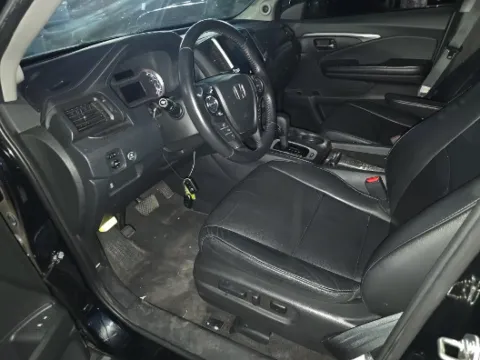 More photos of 2016 Honda Pilot EX-L at Gulliver Auto Group, TX