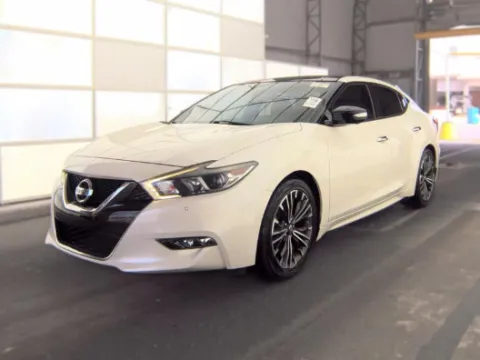 White 2018 Nissan Maxima Platinum for sale in Plano, TX