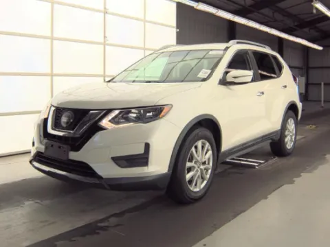 White 2018 Nissan Rogue SV for sale in Plano, TX
